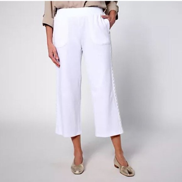 LOGO by Lori Goldstein Denim - LOGO Life by Lori Goldstein Regular Cropped Wide-Leg with Crochet Details-White